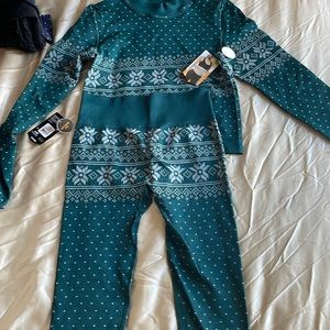 Green Avia shirt and leggings spandex set